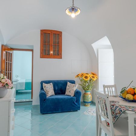 فيلا Little House مينوري المظهر الخارجي الصورة