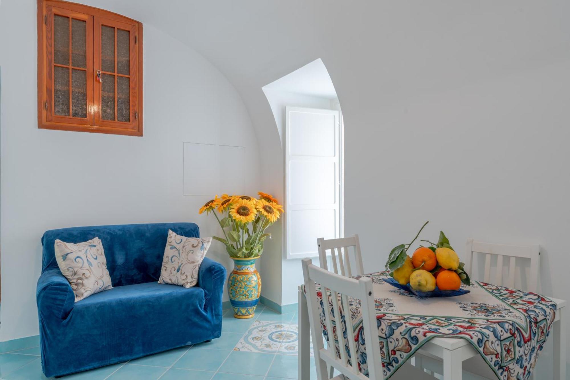 فيلا Little House مينوري المظهر الخارجي الصورة